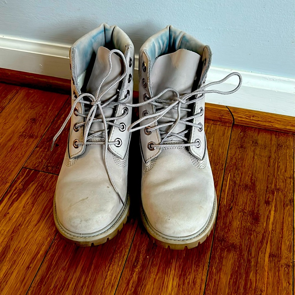 Lilac Timberland Premium 6-inch waterproof boot